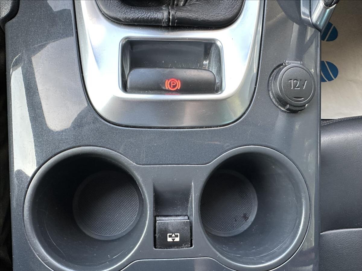 Peugeot 3008 MPV 1,6 l 115 kw