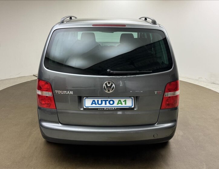 Volkswagen Touran MPV 1,6 l 75 kw
