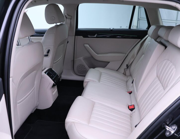 Škoda Superb Kombi 2,0 l 140 kw