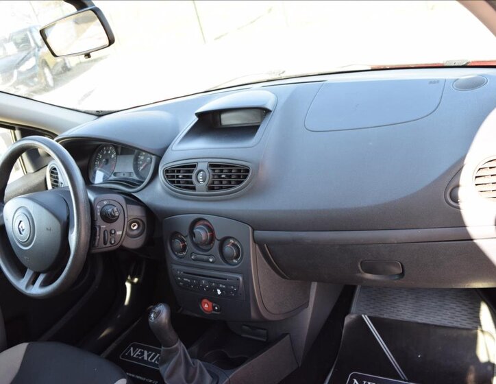 Renault Clio Kombi 1,1 l 74 kw