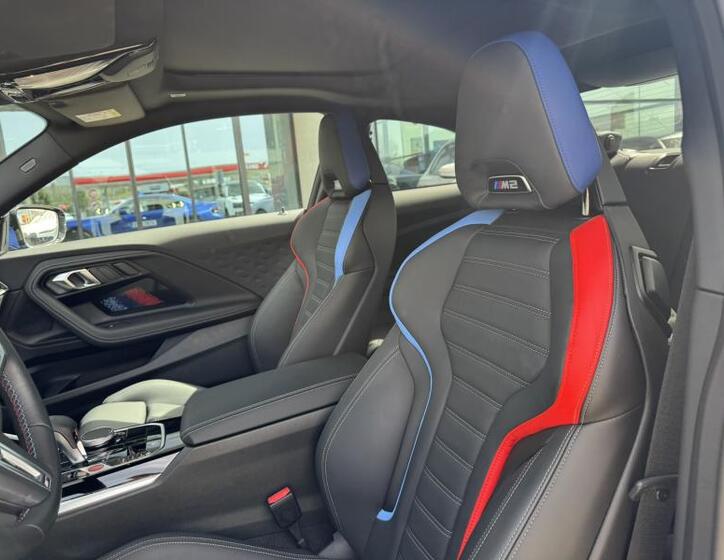 BMW M2 16