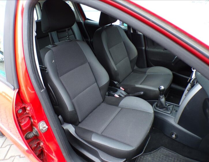 Peugeot 207 Kombi 1,6 l 68 kw