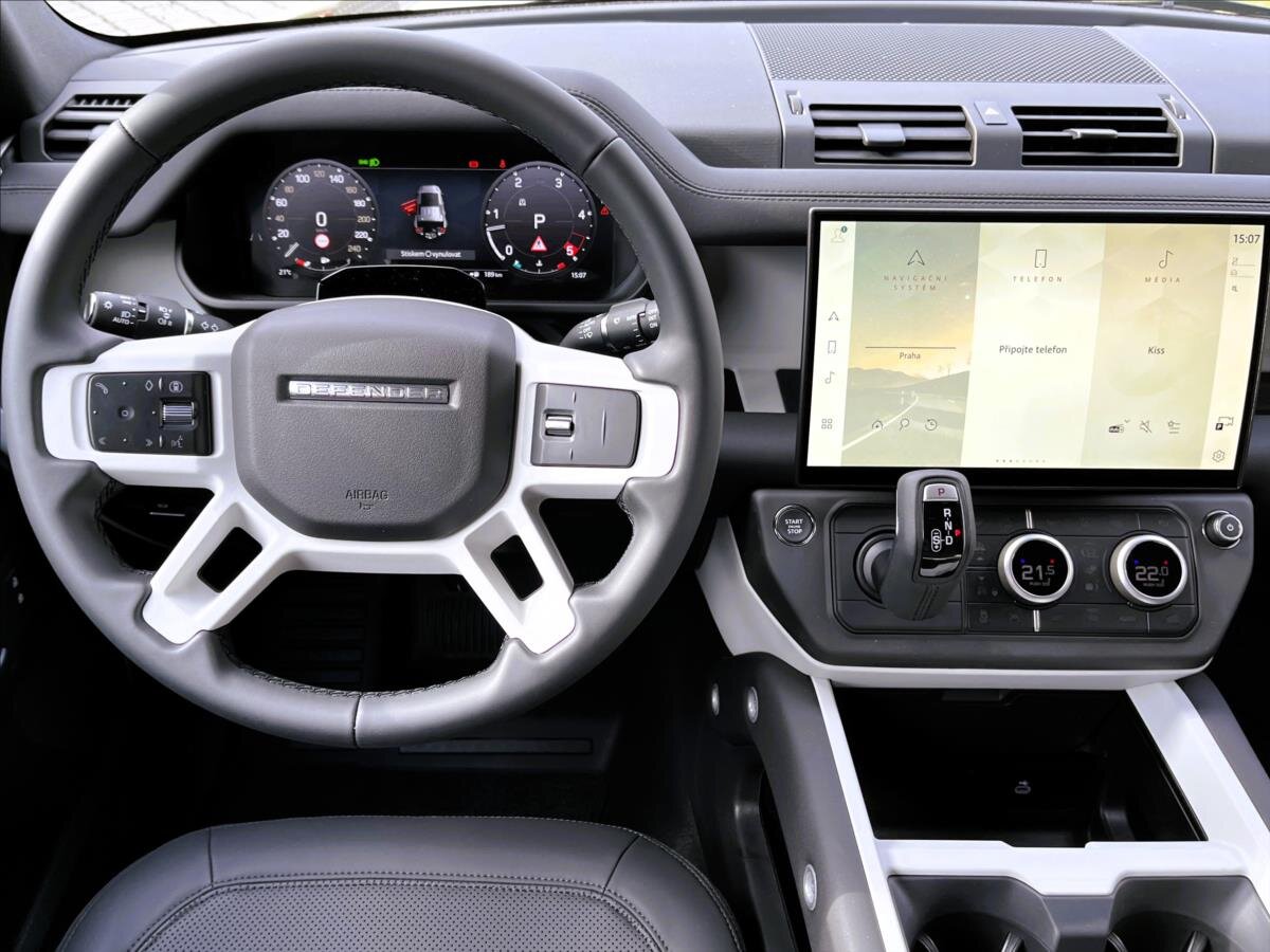 Land Rover Defender SUV / Terénní 3,0 l 147 kw