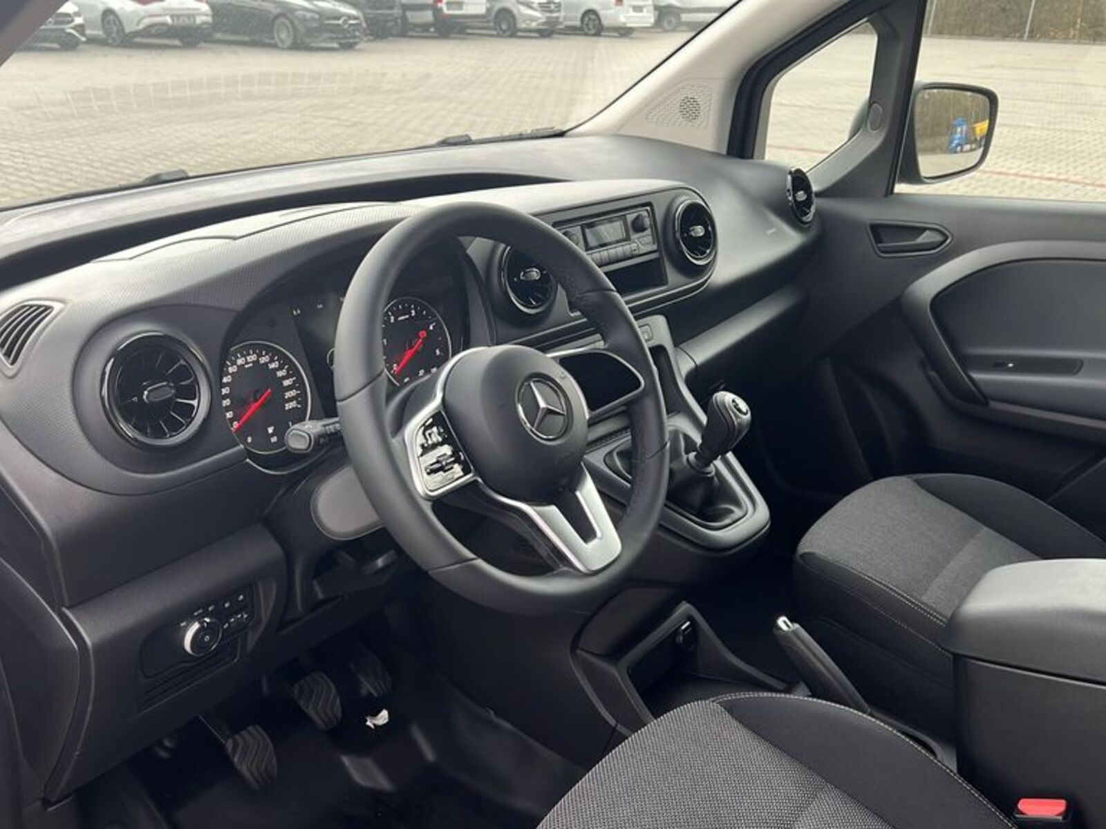 Mercedes-Benz Citan 9