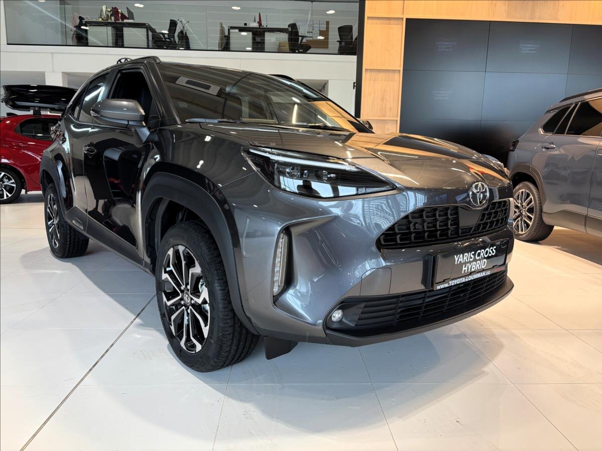 Toyota Yaris Cross SUV 1,5 l 85 kw