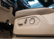 Cadillac Escalade 17