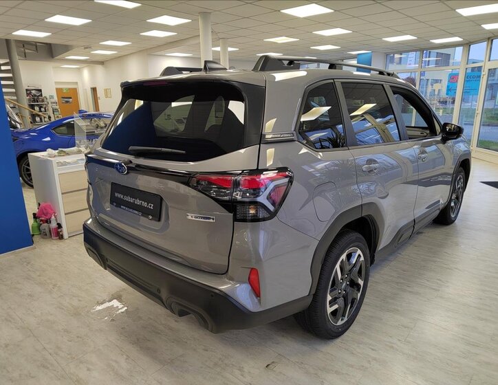 Subaru Forester SUV / Terénní 2,0 l 100 kw
