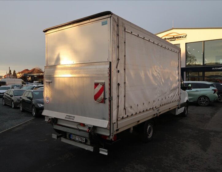 Mercedes-Benz Sprinter 3