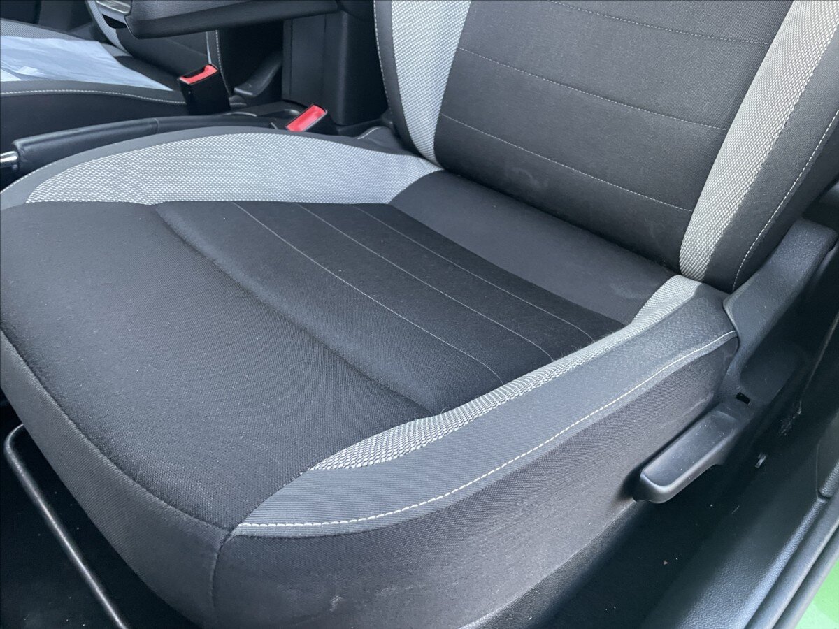 Škoda Rapid Hatchback 999,0 81 kw