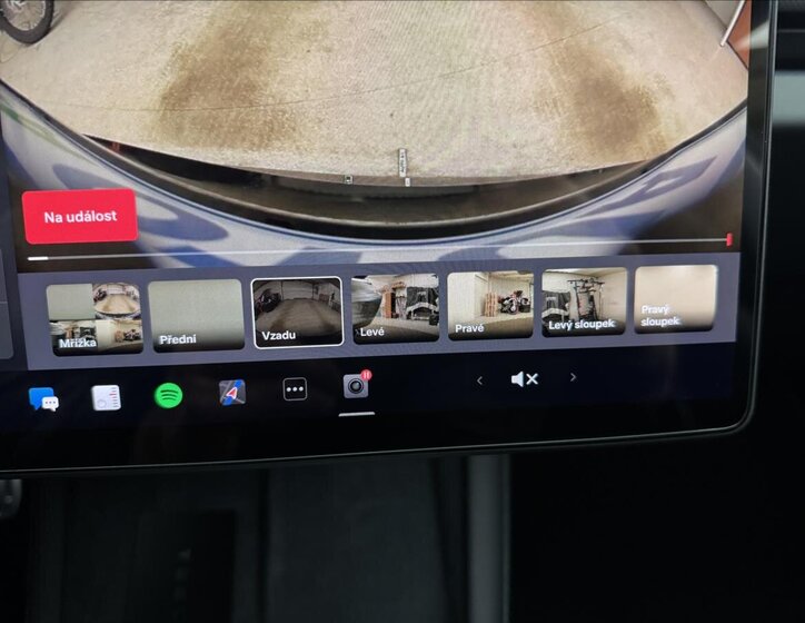 Tesla Model 3 Sedan 0,0 460 kw