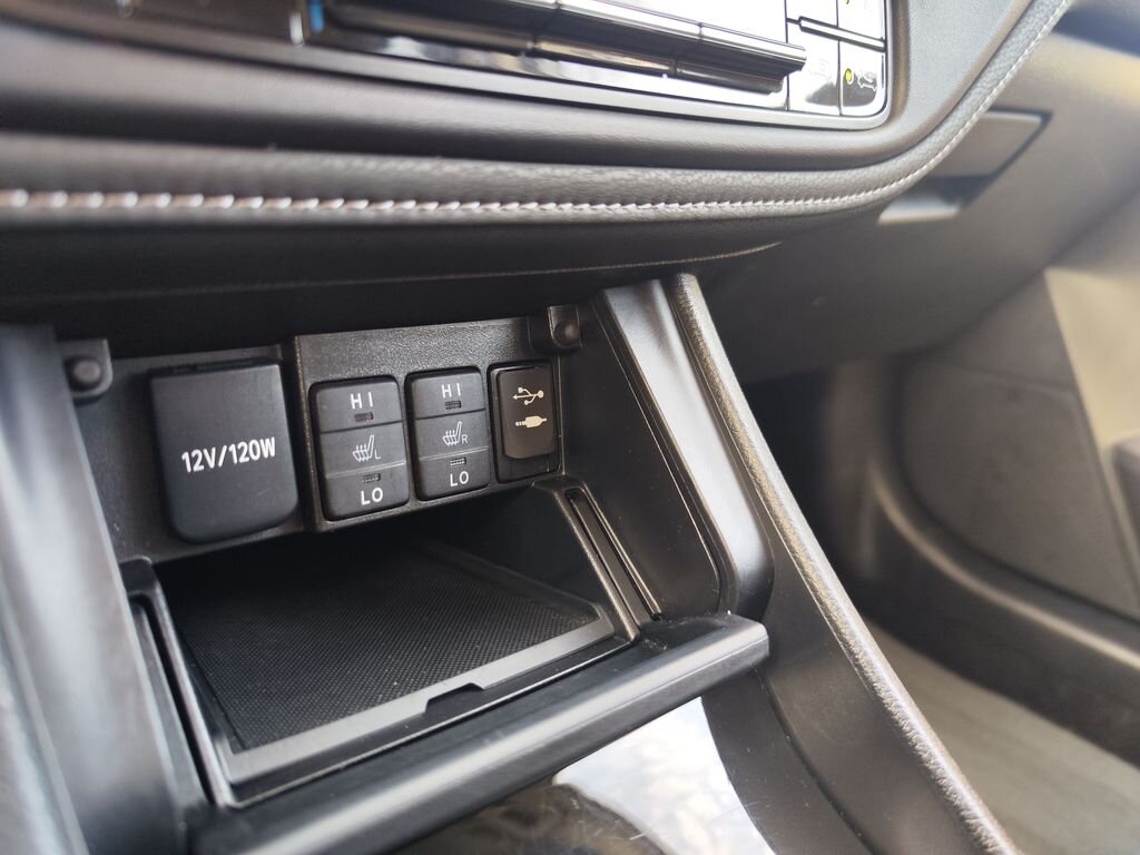 Toyota Auris Hatchback 1,6 l 97 kw