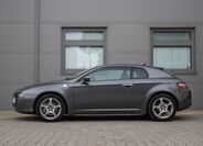 Alfa Romeo Brera 8