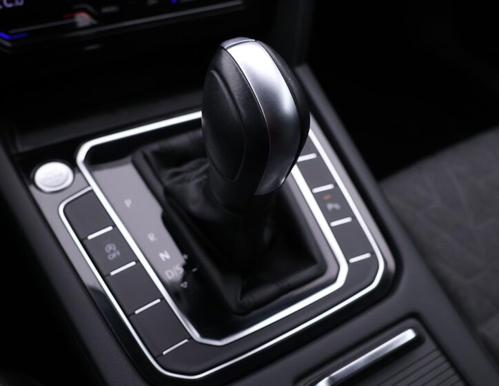 Volkswagen Passat Kombi 2,0 l 110 kw