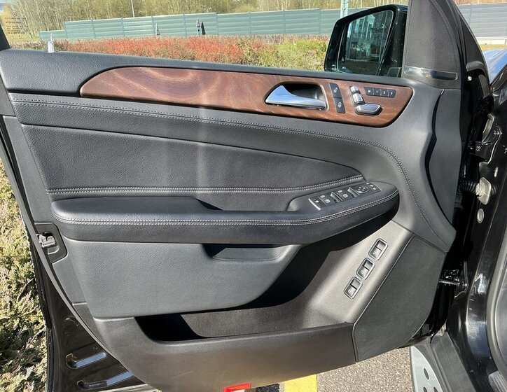 Mercedes-Benz GLS SUV / Terénní 3,0 l 190 kw