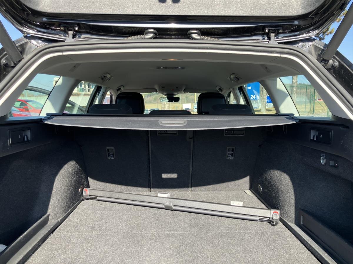 Volkswagen Passat Kombi 2,0 l 110 kw