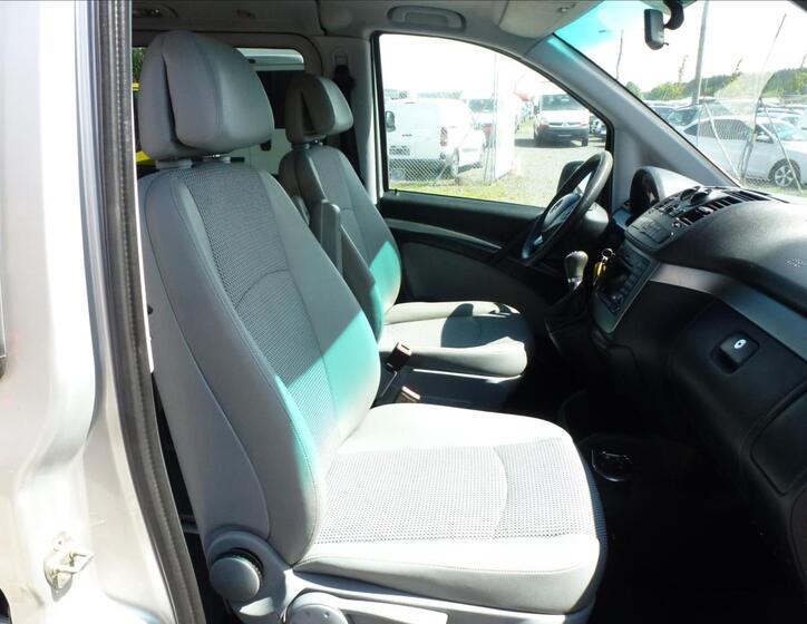 Mercedes-Benz Viano 26