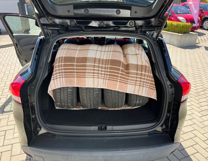 Renault Clio Kombi 1,1 l 54 kw