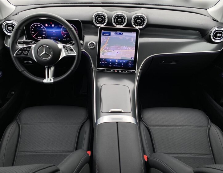 Mercedes-Benz GLC SUV 2,0 l 145 kw