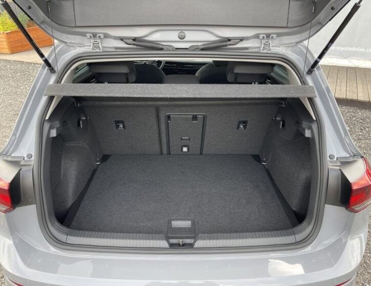 Volkswagen Golf Hatchback 1,5 l 96 kw