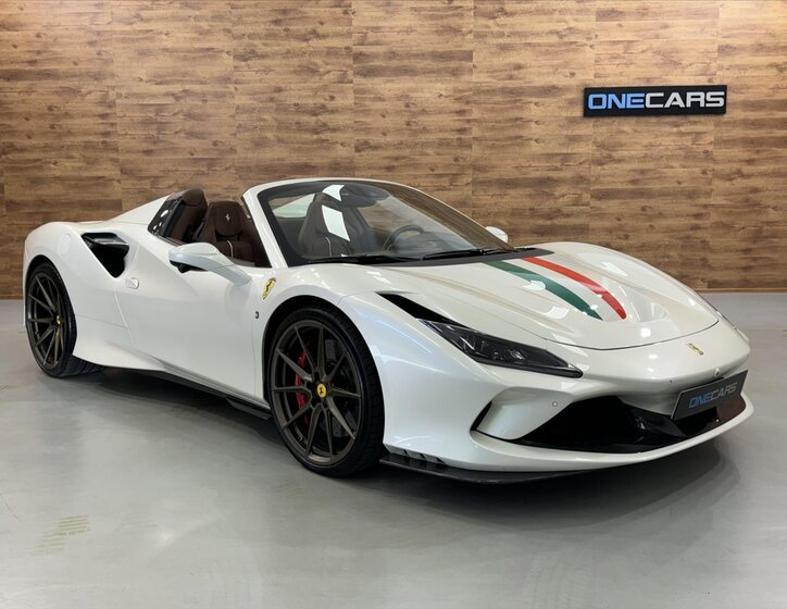Ferrari F8 Kabriolet 3,9 l 530 kw
