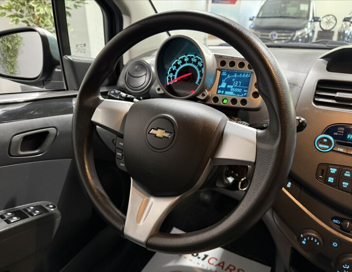 Chevrolet Spark 16