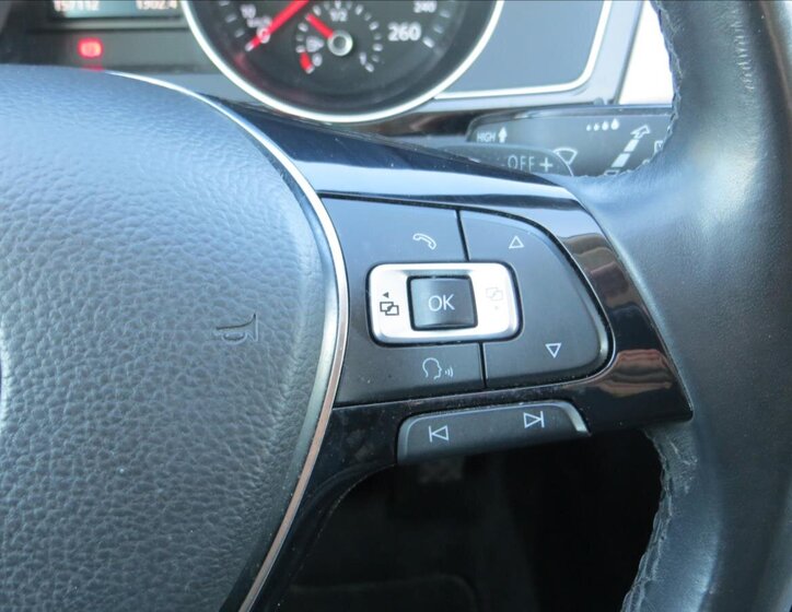 Volkswagen Passat Kombi 2,0 l 140 kw