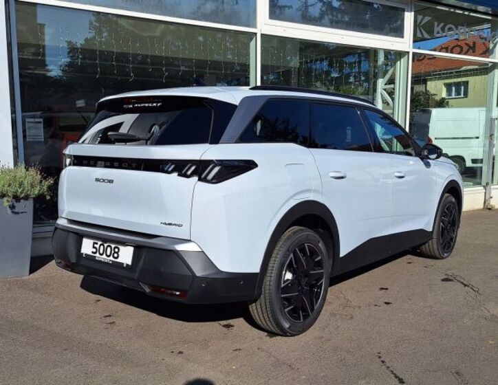 Peugeot 5008 8
