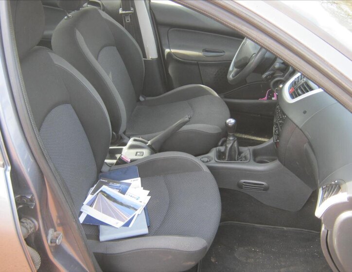 Peugeot 206 Hatchback 1,4 l 50 kw