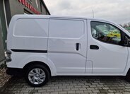 Nissan e-NV200 43