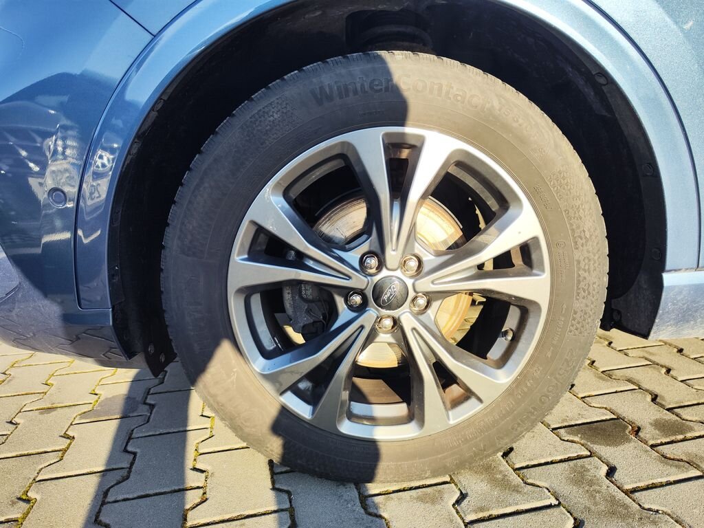 Ford Kuga SUV 1,5 l 110 kw