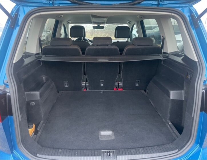 Volkswagen Touran MPV 1,5 l 110 kw