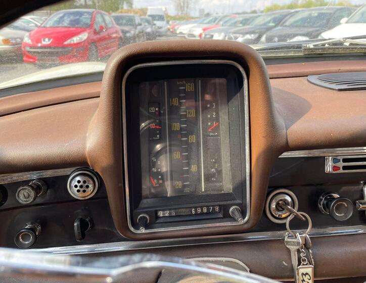 Mercedes-Benz Ostatní 10