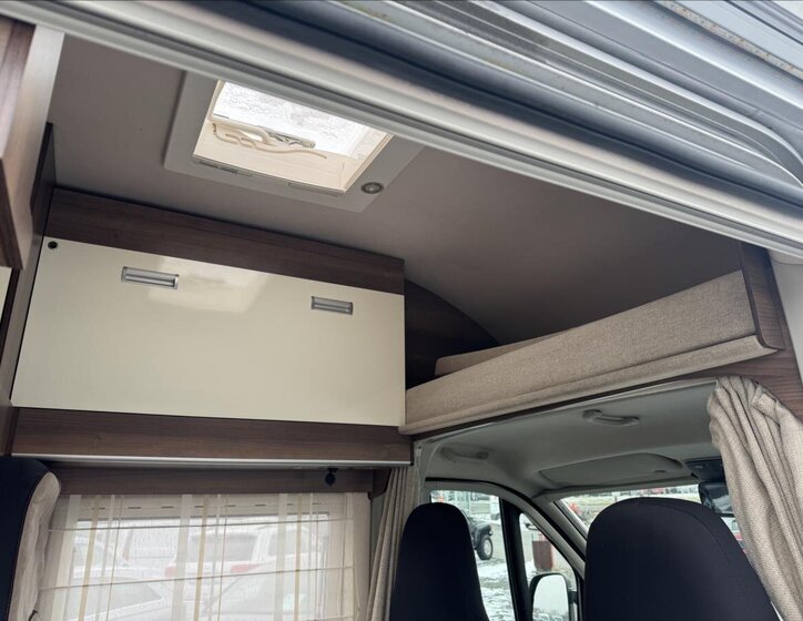 Peugeot Ostatní Ostatní 3,0 l 130 kw