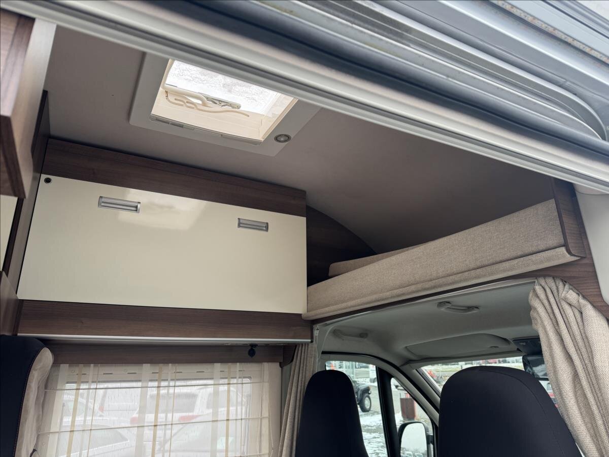 Peugeot Ostatní Ostatní 3,0 l 130 kw