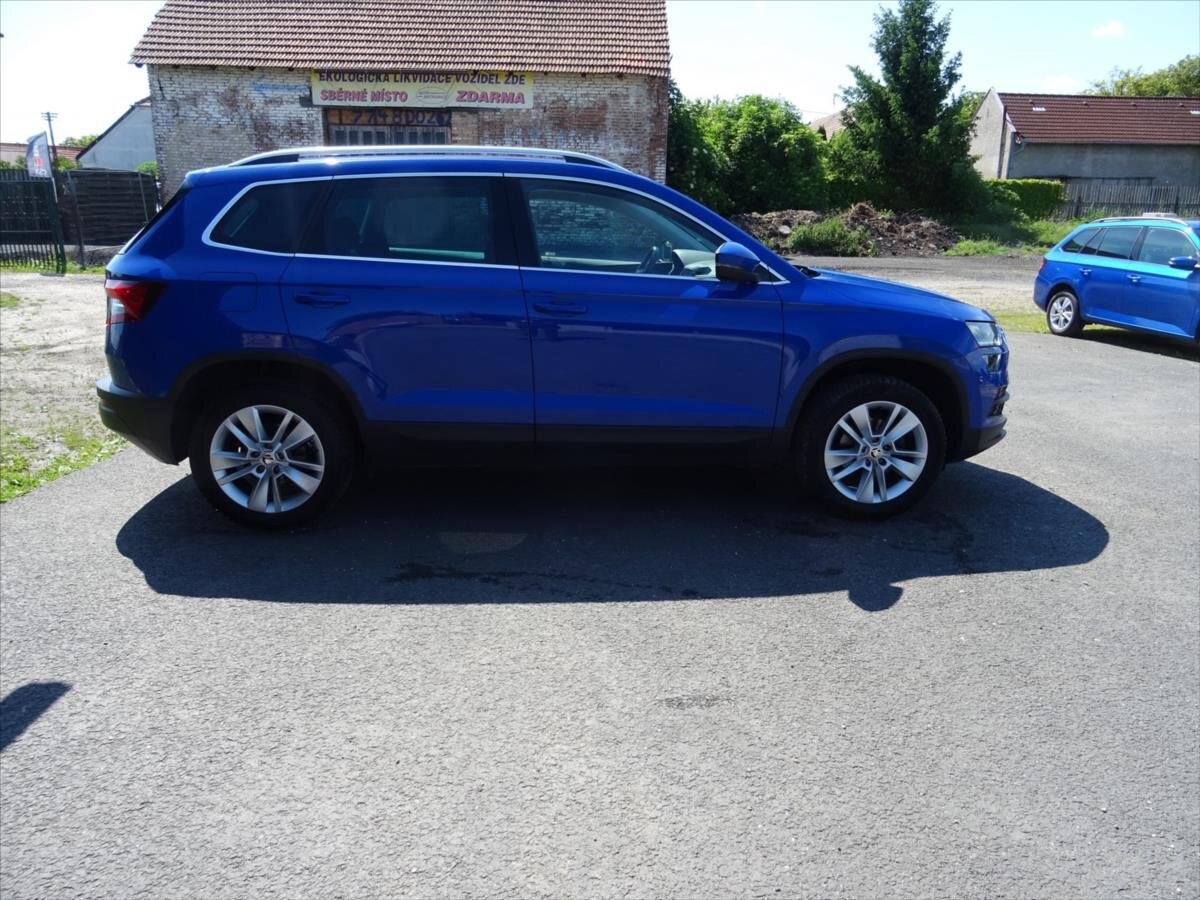 Škoda Karoq SUV / Terénní 999,0 85 kw
