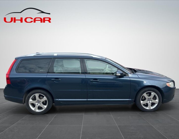 Volvo V70 Kombi 2,4 l 136 kw