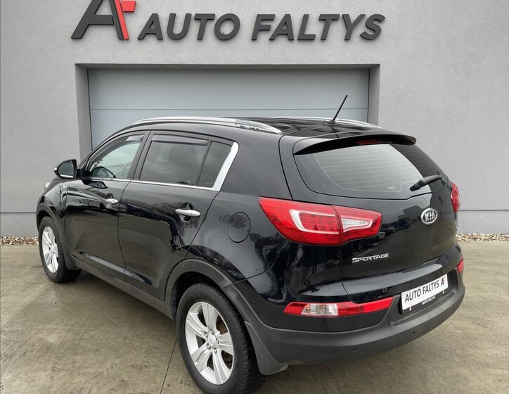 KIA Sportage Kombi 2,0 l 100 kw