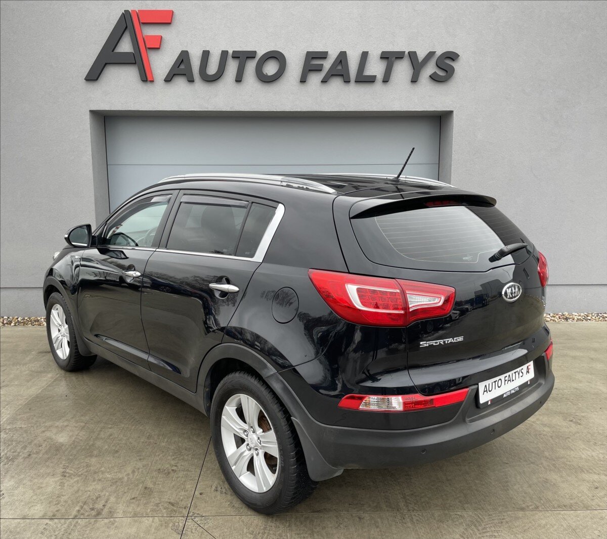 KIA Sportage Kombi 2,0 l 100 kw