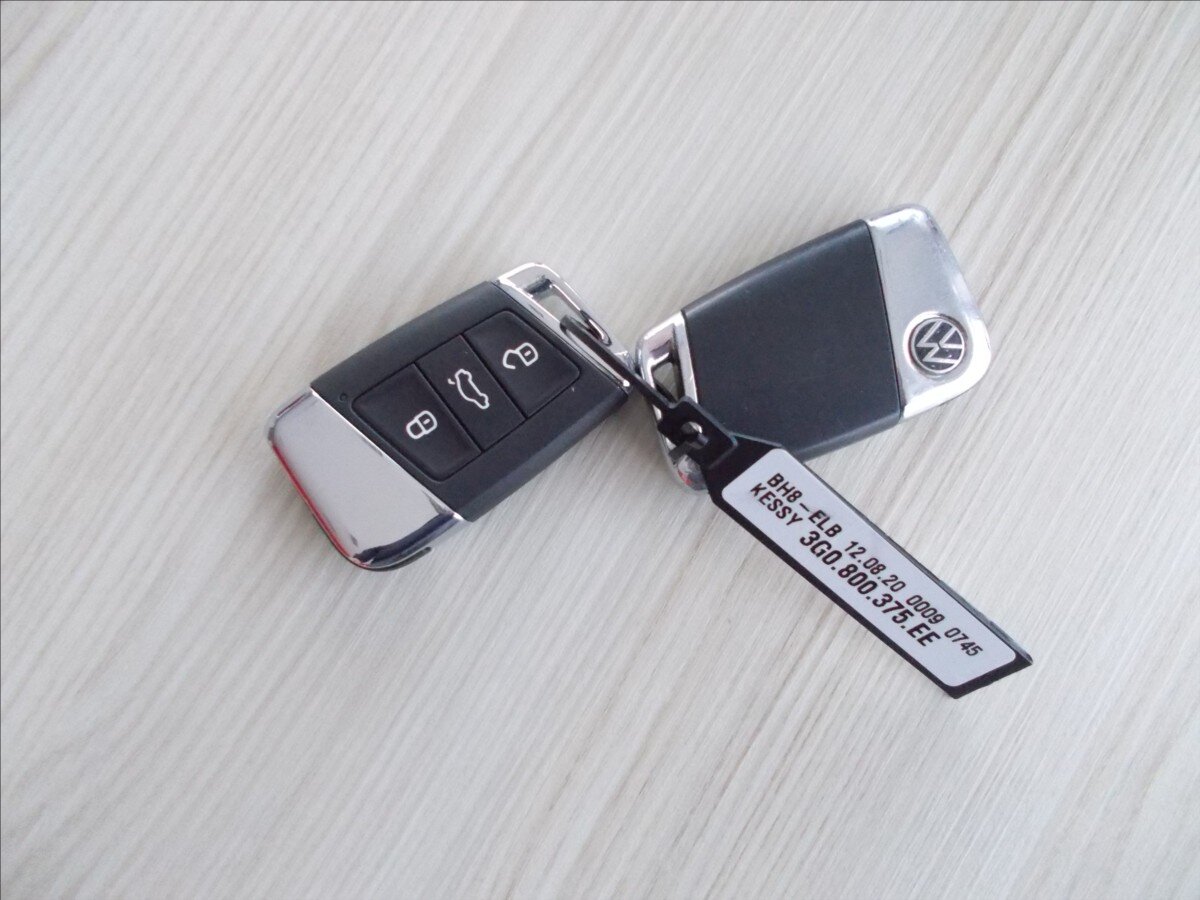 Volkswagen Passat Kombi 2,0 l 140 kw