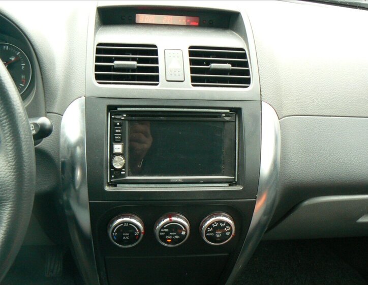 Suzuki SX4 SUV 1,6 l 79 kw