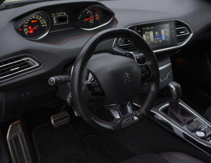 Peugeot 308 Kombi 2,0 l 133 kw