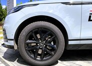 Land Rover Range Rover Velar SUV / Terénní 2,0 l 150 kw