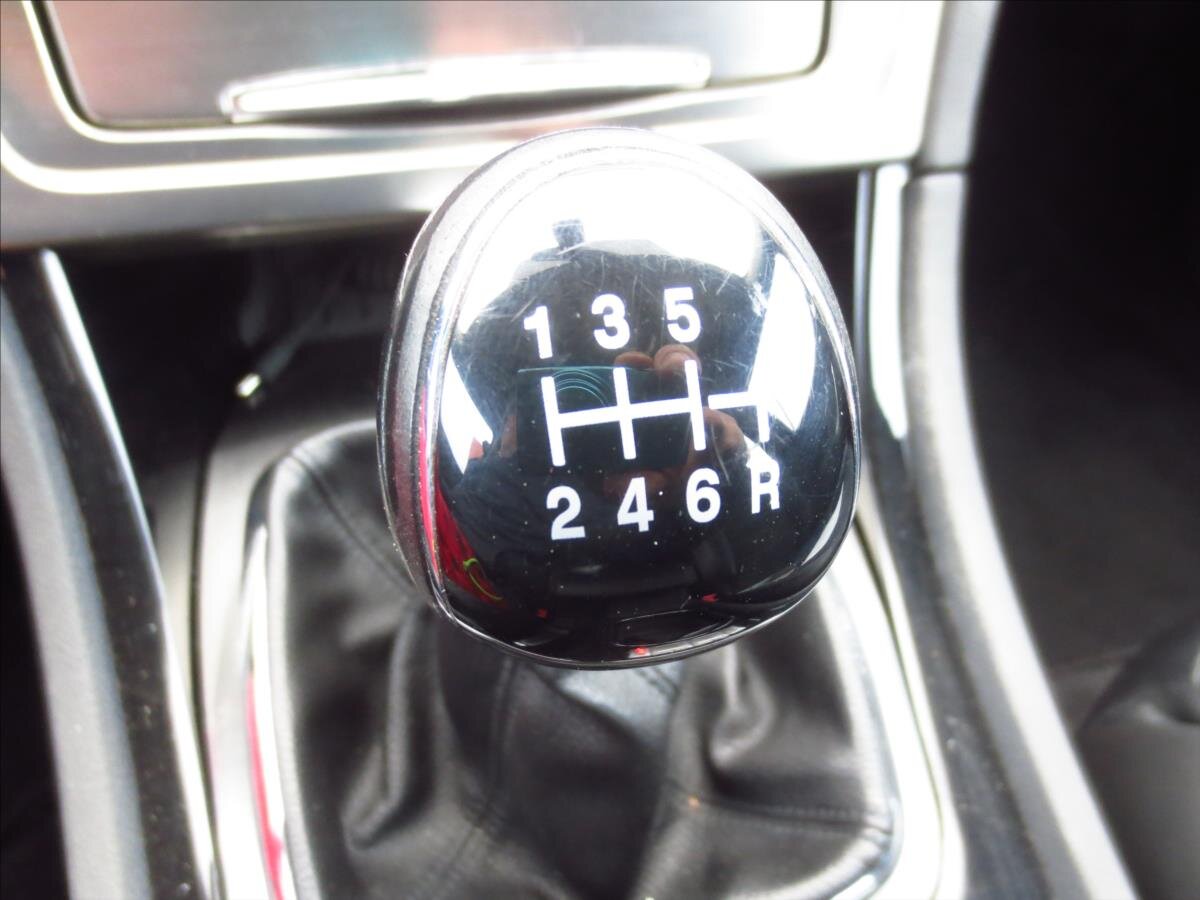 Ford Mondeo Liftback 2,5 l 162 kw