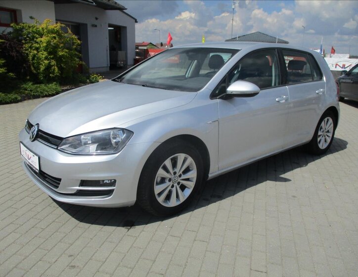 Volkswagen Golf Hatchback 1,4 l 81 kw