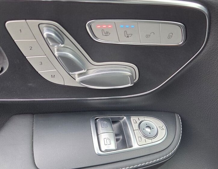 Mercedes-Benz Třídy V 14