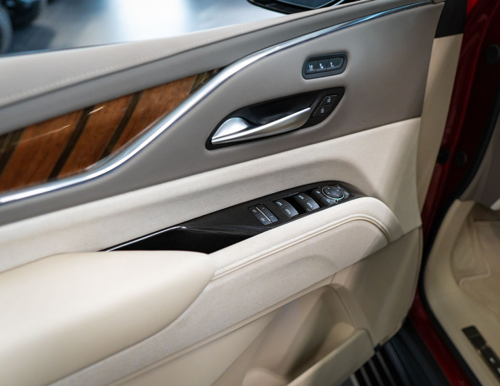 Cadillac Escalade 20