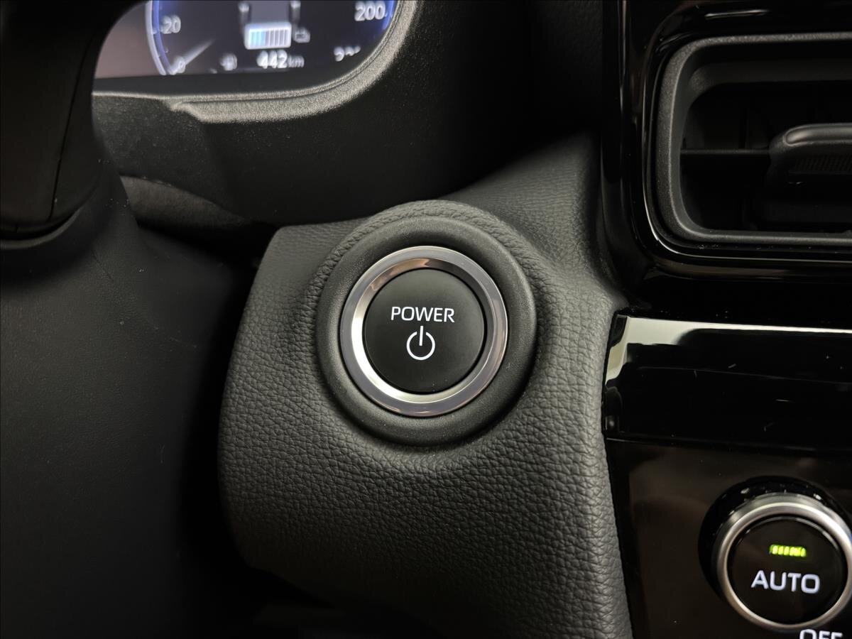 Toyota Yaris Cross SUV 1,5 l 96 kw