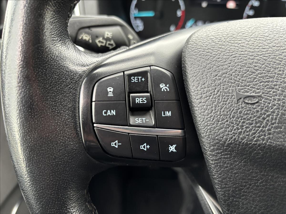 Ford Tourneo Custom Kombi 2,0 l 136 kw