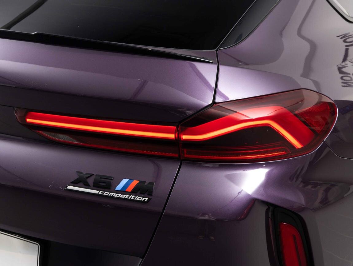 BMW X6 SUV 4,4 l 460 kw