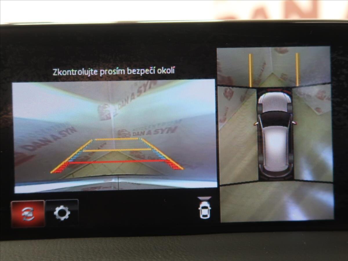 Mazda CX-5 SUV / Terénní 2,0 l 121 kw